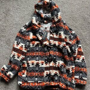 Cozy Sabrina Lauren brand new size Large hook loop Hooded Aztec Pattern Jacket